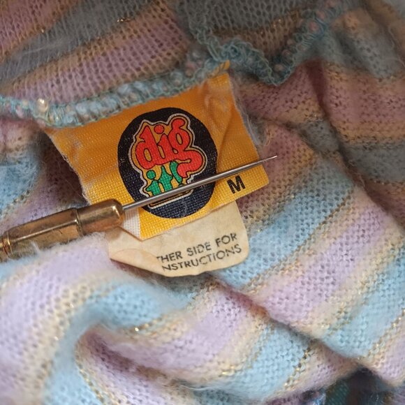 Vintage 1970s Dig It Striped Gold Thread Turtleneck Sweater M Pastel Pink - Picture 5 of 8